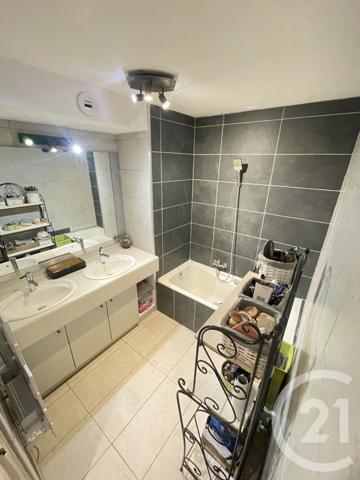 Appartement F5 à vendre  5 pièces - 107,58 m2 ABONDANCE - 74