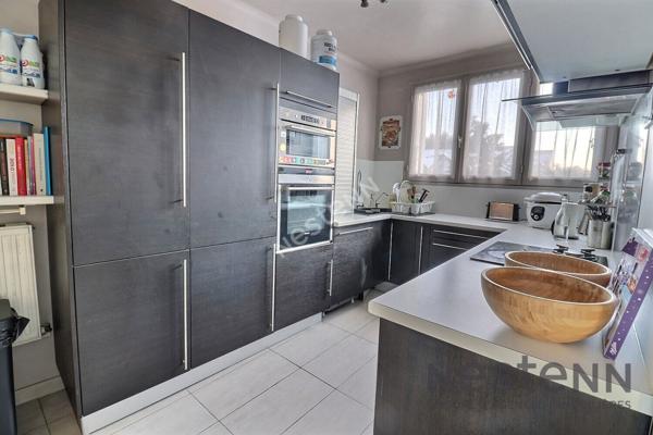 Maison Neuilly Sur Marne 6 pièce(s) 145 m2