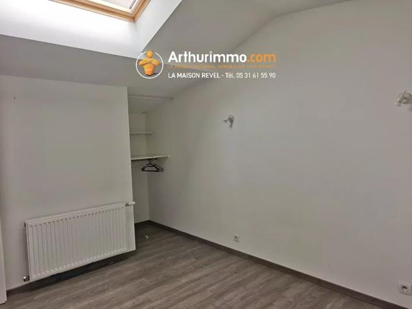 Location                                                      Maison
                        
                     5 pièces                      118 m2                     à Revel