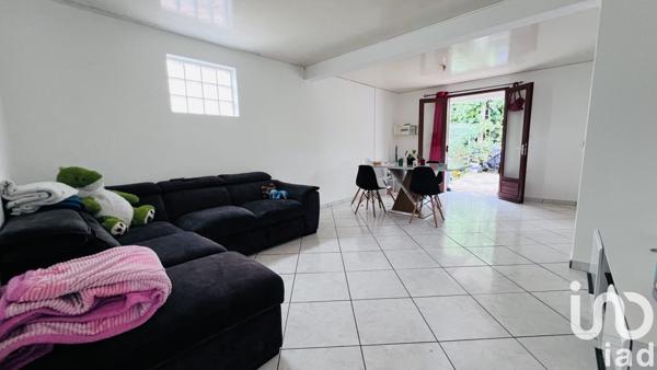 Maison à vendre 6 pièces 151 m² Le Tampon