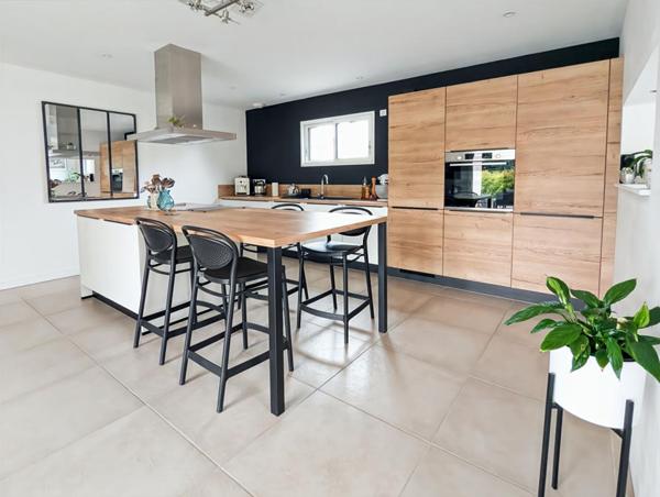 Maison  5 pièce(s) 152 m2