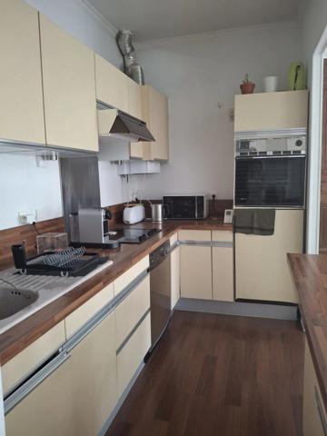 Vente                                                      Appartement
                        
                     3 pièces                      75 m2                     à Montpellier