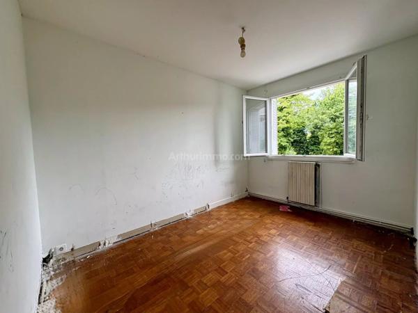 Vente                                                      Appartement
                        
                     4 pièces                      60 m2                     à Fontaine