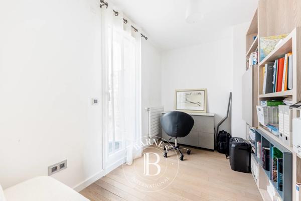 Paris 15ème, Appartement 2 Chambres -  86 m² à vendre