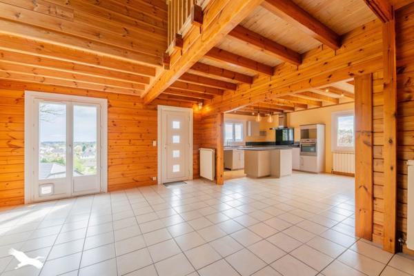 Maison à vendre |  Ussel |  6 pièces | 131 m²