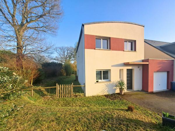 Maison
         4 pièces
        - 94 m² Exclusivité 285 000 € *