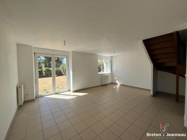 Maison en pierres 4 chambres - PARNE-SUR-ROC