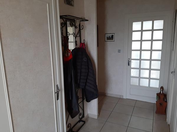 Maison de 85m² habitable dont 3 chambres, à Bressuire, proche du centre ville