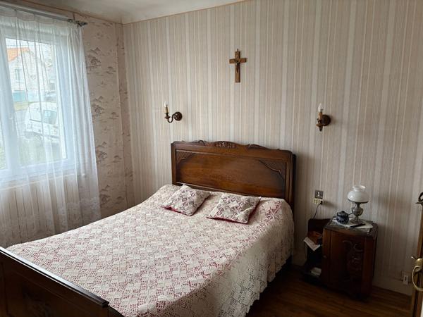 Maison de 85m² habitable dont 3 chambres, à Bressuire, proche du centre ville