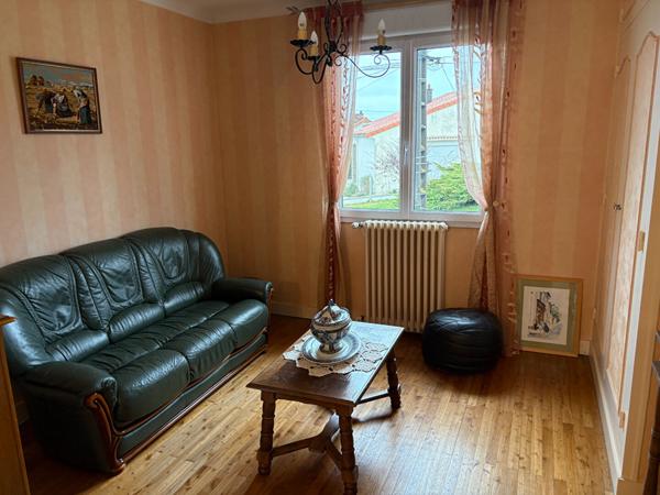 Maison de 85m² habitable dont 3 chambres, à Bressuire, proche du centre ville