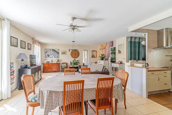 Maison à vendre 399 990 € Eysines 5 p 110 m² DPE C