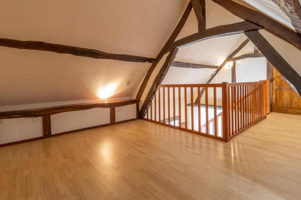 Maison Chabris 10 pièce(s) 232 m2