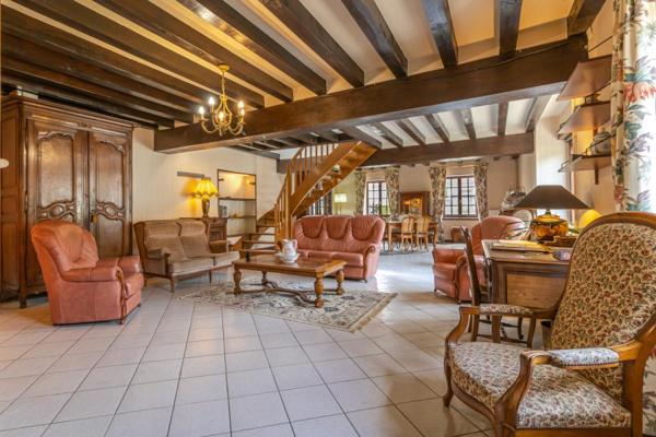 Maison Chabris 10 pièce(s) 232 m2