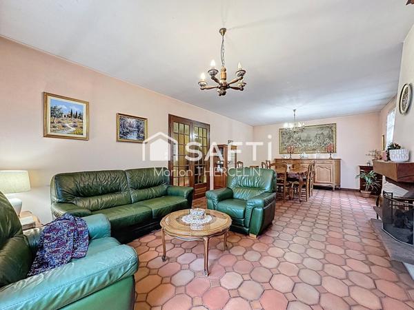 Charmante maison familiale de 5 chambres avec sous-sol complet