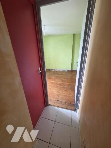 Maison proche centre ville avec jardin, trois chambres, 82m² habitables