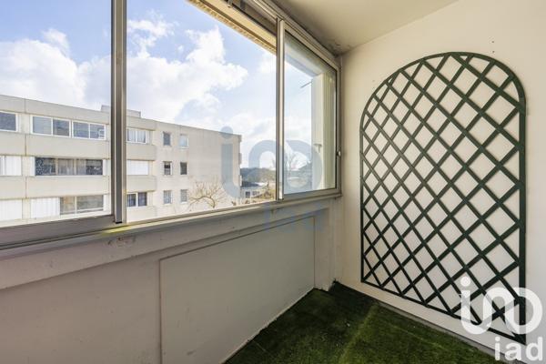 Appartement 4 pièces de 81 m² à Savigny-le-Temple (77176)