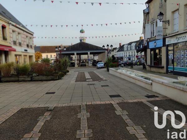 Immeuble à vendre 79 m² Brou