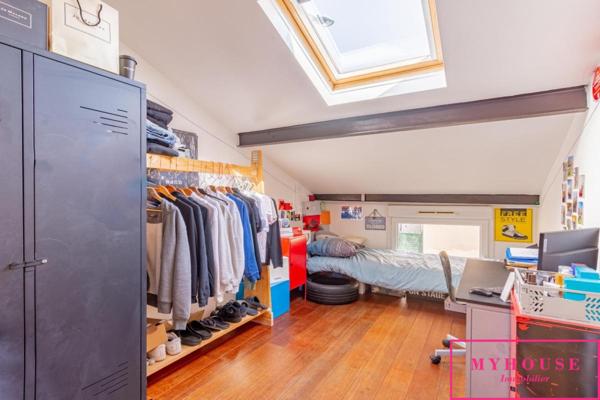 Maison
                                                                                                                                                                                                                                                                                                                        4 pièce(s)                                                                                                                                                                                                          3 chambre(s)                                                                                                                                                                                                          132.54  m²