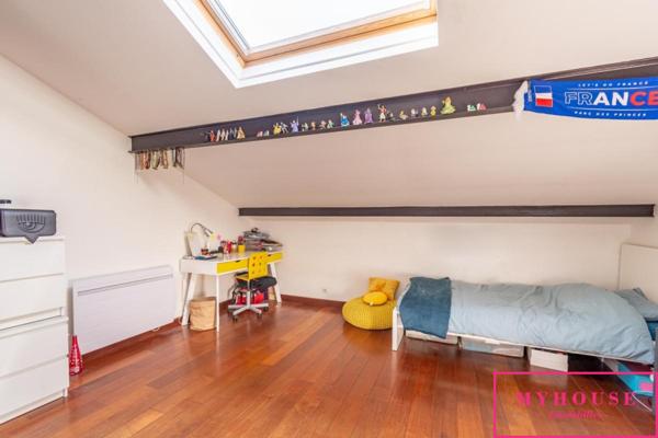 Maison
                                                                                                                                                                                                                                                                                                                        4 pièce(s)                                                                                                                                                                                                          3 chambre(s)                                                                                                                                                                                                          132.54  m²