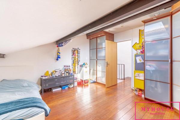 Maison
                                                                                                                                                                                                                                                                                                                        4 pièce(s)                                                                                                                                                                                                          3 chambre(s)                                                                                                                                                                                                          132.54  m²