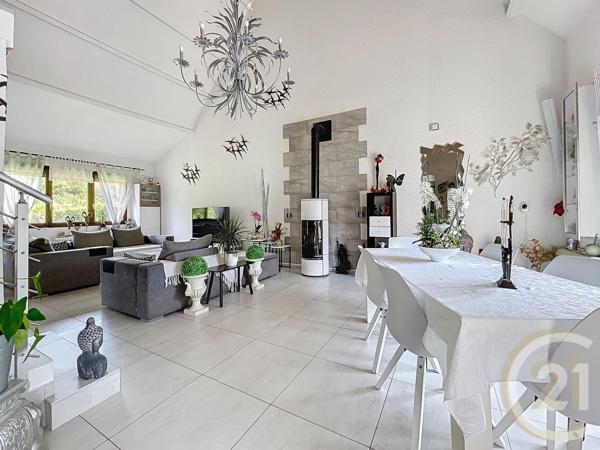 Maison à vendre  8 pièces - 240 m2 ST FARGEAU PONTHIERRY - 77