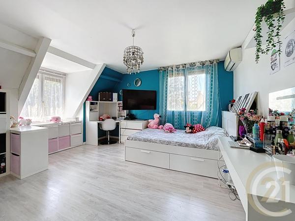 Maison à vendre  8 pièces - 240 m2 ST FARGEAU PONTHIERRY - 77