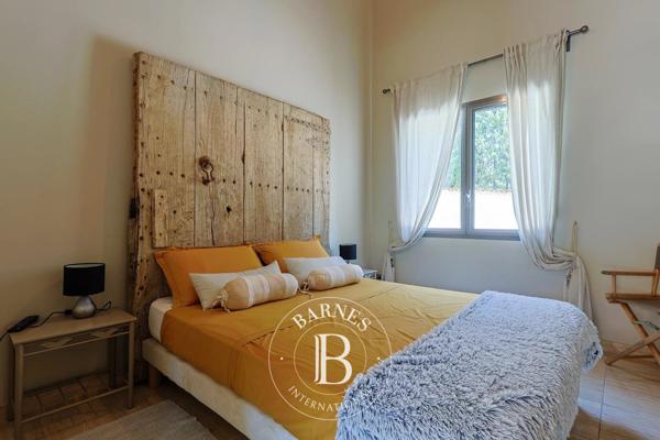 Lorgues, Propriété 6 Chambres -  320 m² à vendre
