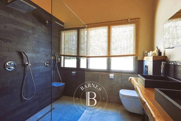 Lorgues, Propriété 6 Chambres -  320 m² à vendre