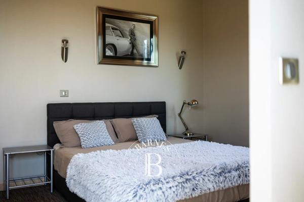 Lorgues, Propriété 6 Chambres -  320 m² à vendre