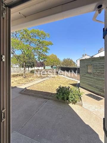 Maison à vendre 4 chambres - Centre Sainte Gemmes sur Loire - Bords de Loire proche