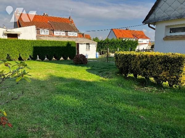 Charmante maison construire en 1962.