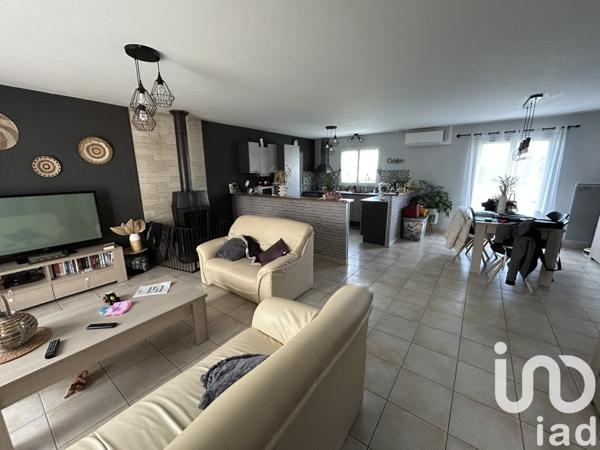 Maison à vendre 6 pièces 127 m² Saint-Benoît-du-Sault