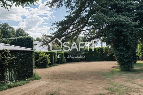 Terrain à bâtir viabilisé et clôturé de 700 m²