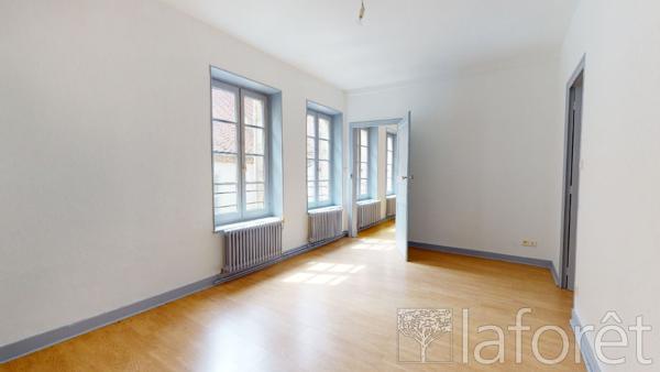 Location appartement Moulins - 2 pièce(s) - 49 m² - 455 €/mois