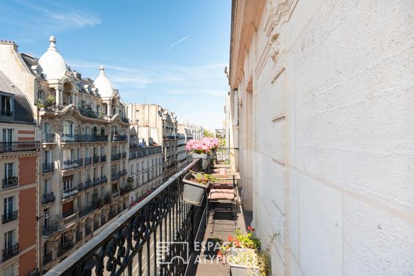 Appartement au charme Haussmannien à deux pas du Canal Saint-Martin