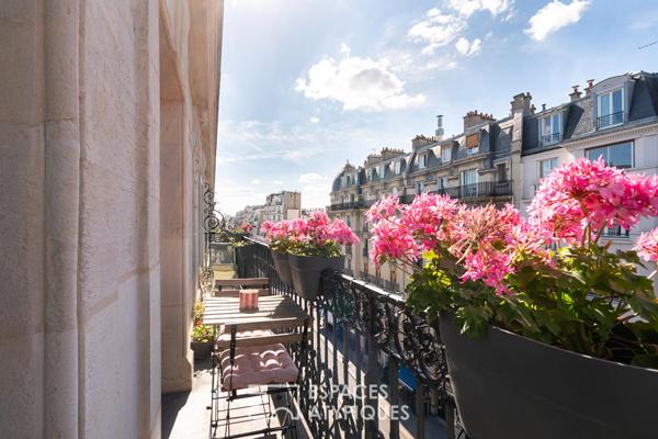 Appartement au charme Haussmannien à deux pas du Canal Saint-Martin