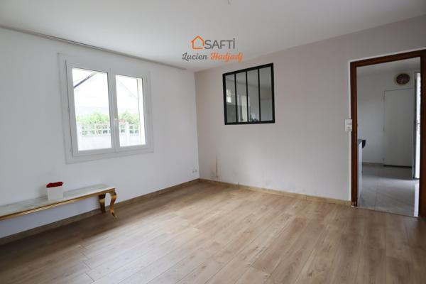 Maison de plain-pied à vendre – 15 min à pied de la gare SNCF (ligne J – Saint-Lazare)