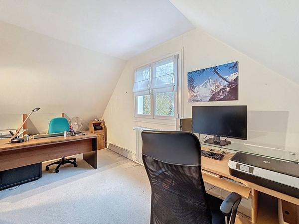 Maison Ozoir La Ferriere 8 pièce(s) 182.1 m2