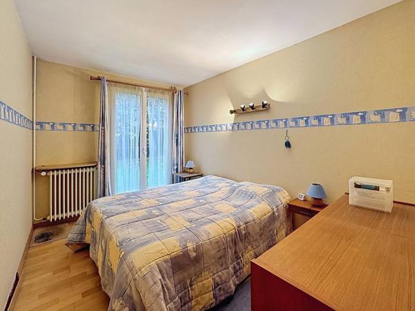 Maison Ozoir La Ferriere 8 pièce(s) 182.1 m2