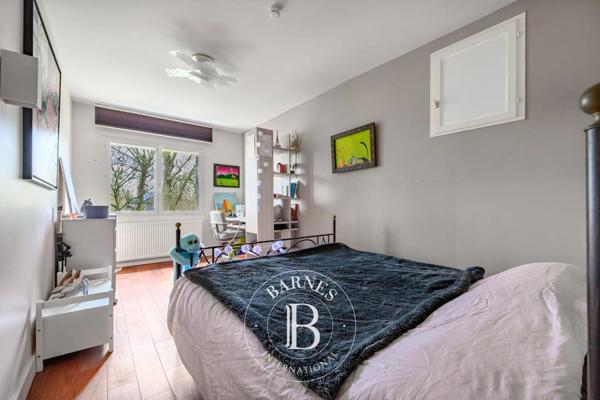 Créteil, Maison 4 Chambres -  262 m² à vendre