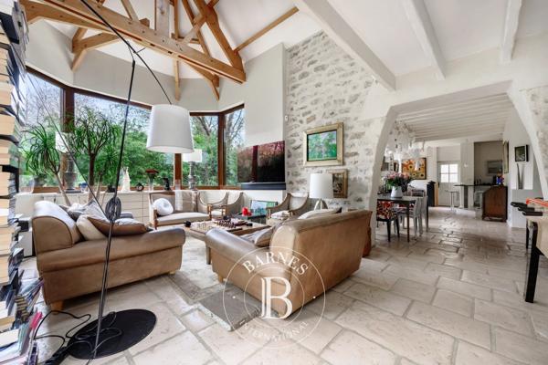 Créteil, Maison 4 Chambres -  262 m² à vendre