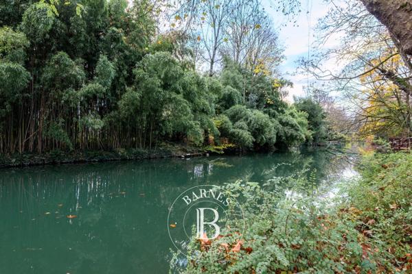 Créteil, Maison 4 Chambres -  262 m² à vendre