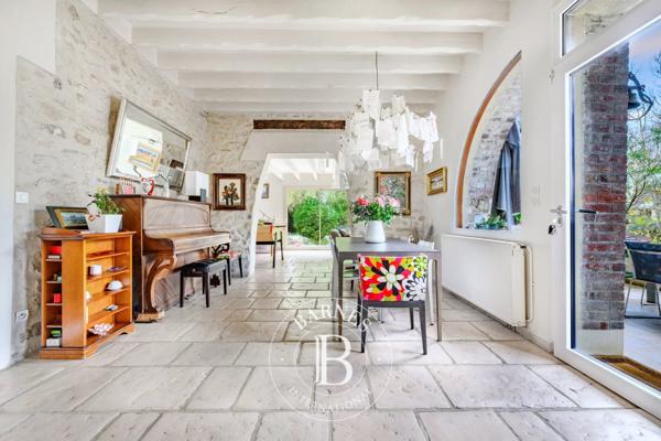 Créteil, Maison 4 Chambres -  262 m² à vendre