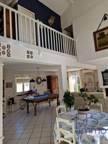 Maison 8 pièces                                        - 42340 Veauche Réf : 1022-CIFVFOREZVELAY