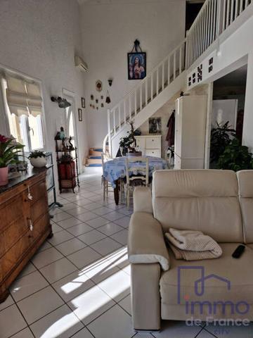 Maison 8 pièces                                        - 42340 Veauche Réf : 1022-CIFVFOREZVELAY
