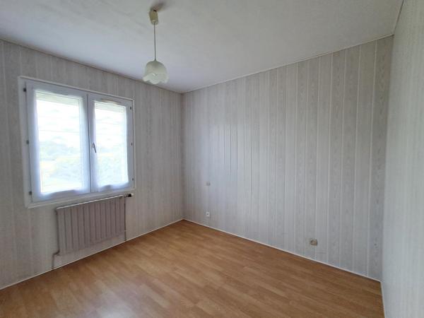 Maison de plain?pied - 2 chambres - terrain 1000m²