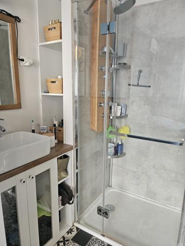 Mornas (84550) Mornas les pins, T5 grand confort avec Jardin clos