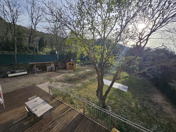 Mornas (84550) Mornas les pins, T5 grand confort avec Jardin clos