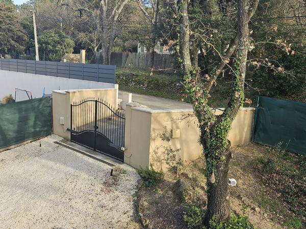 Mornas (84550) Mornas les pins, T5 grand confort avec Jardin clos