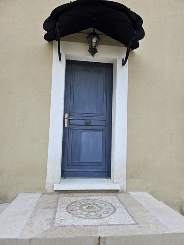 Mornas (84550) Mornas les pins, T5 grand confort avec Jardin clos